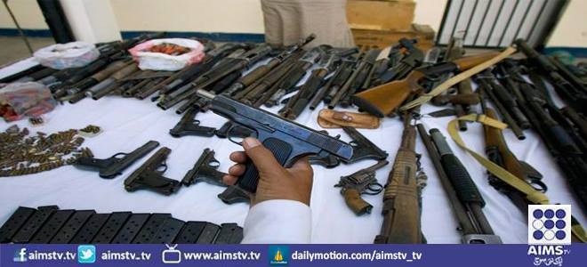 ڈیرہ مراد جمالی میں ایف سی کی کارروائی میں بڑی تعداد میں غیر قانونی اسلحہ برآمد.