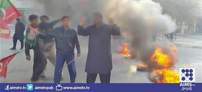 لاہور میں سڑکیں بند، بچی سمیت4 مریض راستے میں دم توڑ گئے