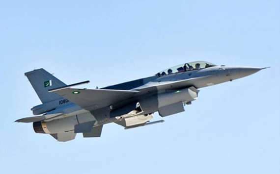 اسلام آباد:  پاک فضائیہ کا ایف 16 طیارہ شکر پڑیاں کے قریب گر کرتباہ ہوگیا۔