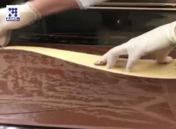 اہسا ڈیکوریشن پیس جسے چاکلیٹ سے تیارکیا گیا