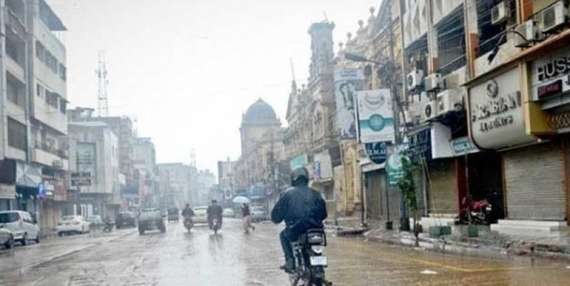 کراچی میں موسم سرما کی پہلی بارش