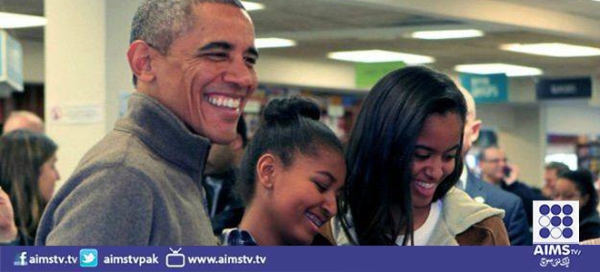 تھینکس گیونگ کی تقریب کے دوران اوباما کی بیٹِوں  پر تبصرہ نگاروں کے مزاحیہ تبصرے-