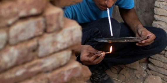 اسلام آبادکےاسکولوں کی 75 فیصد طالبات اور55 فیصدطلبہ منشیات استعمال کرتےہیں