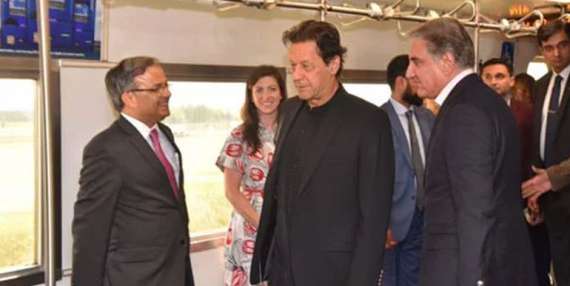 وزیراعظم عمران خان تین روزہ دورے پرامریکا پہنچ گئے