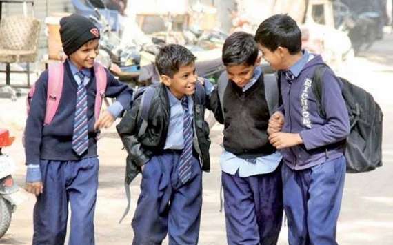 شدیدسردی کےباعث پنجاب کےاسکولوں میں چھٹیوں میں اضافہ