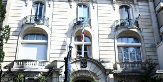 فرانس میں ایرانی سفارت خانے پر حملہ