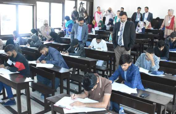 جامعہ کراچی داخلہ ٹیسٹ میں  8098  امیدواروں کی شرکت