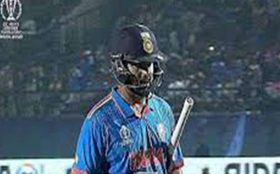 بھارت کی پہلی وکٹ 71 رنز پر گر گئی