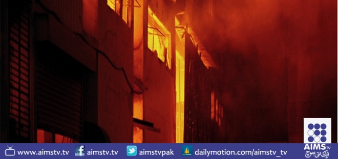 کراچی: کارخانے میں لگنے والی آگ پر قابو پا لیا گیا