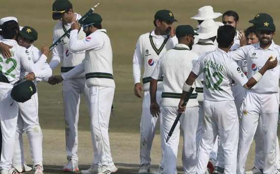 پاکستان کرکٹ ٹیم نےٹیسٹ سیریزمیں جنوبی افریقہ کوکلین سوئپ کردیا